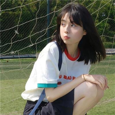 幸福的旁边 海报